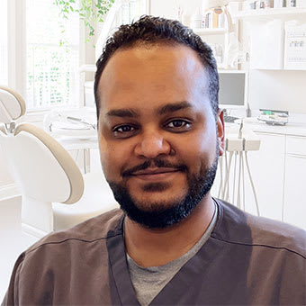 Dr. Salah Hashim | Hollinger Dental